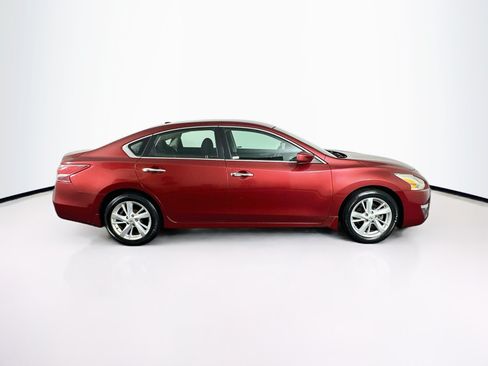 Used 2013 Nissan Altima 2.5 SV FWD image 10