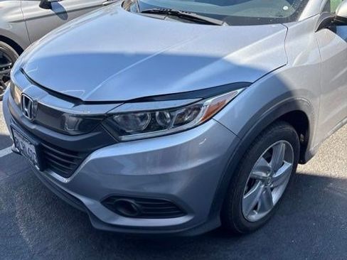 Used 2019 Honda HR-V EX image 3