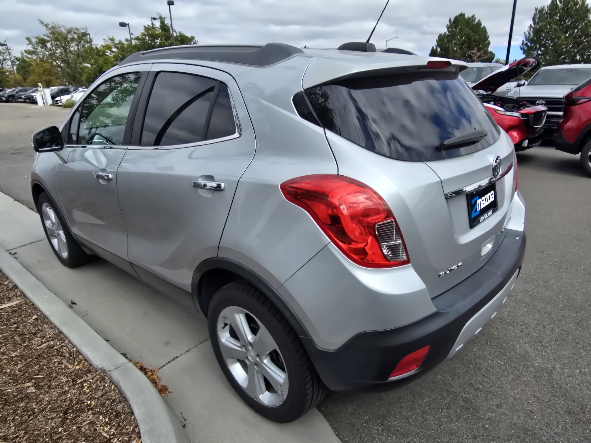 Used 2015 Buick Encore FWD image 3