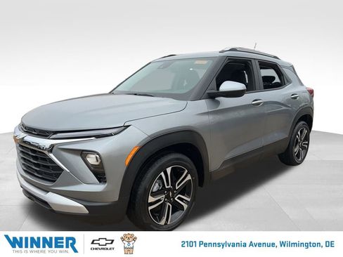 New 2025 Chevrolet TrailBlazer LT w/ Convenience Package image 1