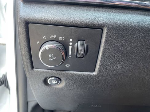 Used 2017 Jeep Grand Cherokee Summit w/ Platinum Series Group RWD image 18