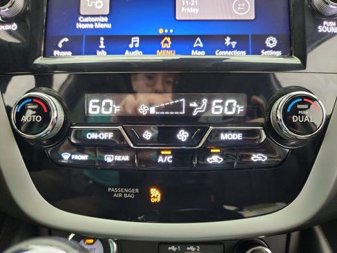 Used 2022 Nissan Murano Platinum w/ Cargo Package image 22