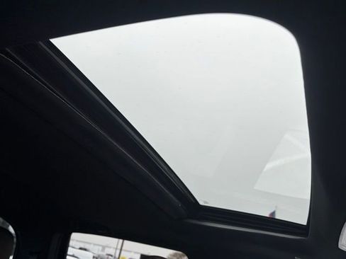 Used 2023 Toyota Tacoma Limited image 31