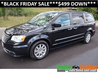 Used 2016 Chrysler Town & Country Touring w/ Driver Convenience Group