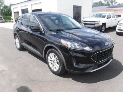 Used 2021 Ford Escape SE w/ Convenience Package