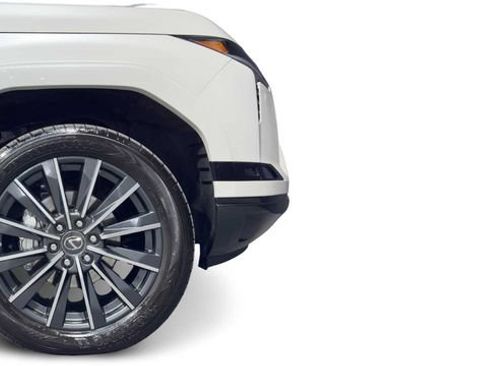 Used 2024 Lexus GX 550 w/ Cold Area Package AWD/4WD image 8