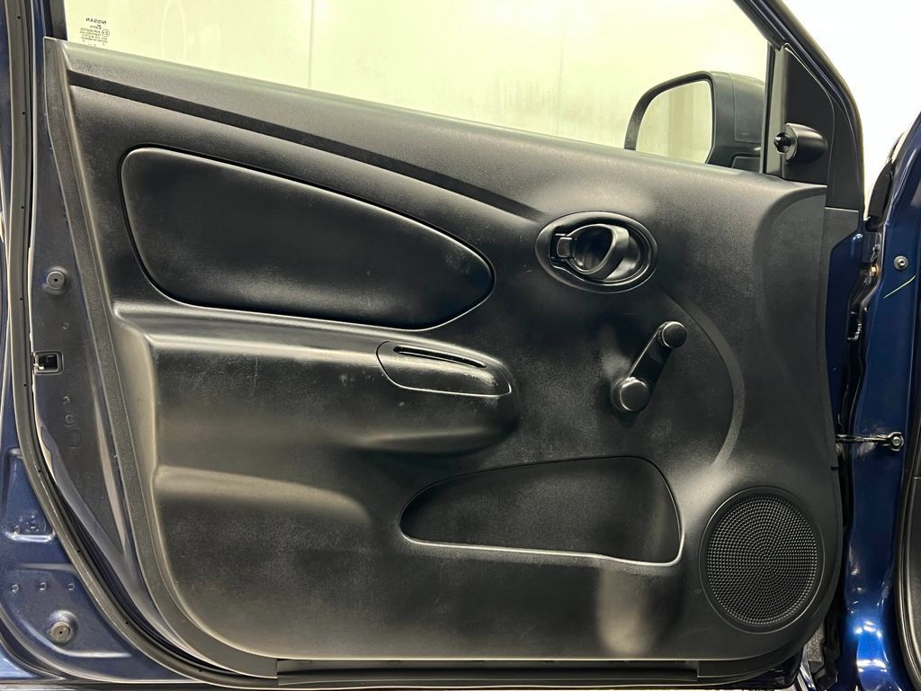 Used 2014 Nissan Versa S FWD image 13