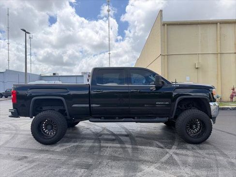 Used 2015 GMC Sierra 2500 SLE AWD/4WD image 13