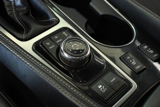 Used 2020 Nissan Maxima 3.5 SV w/ Floor Mat Group FWD image 27