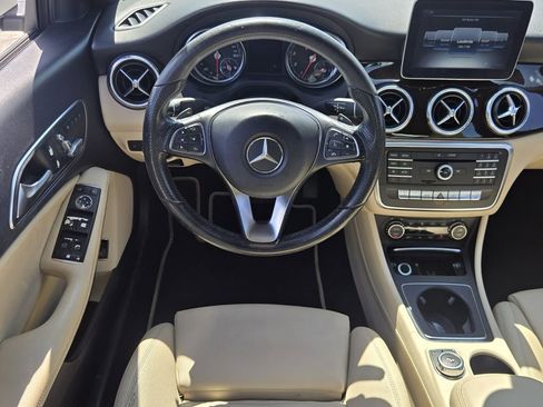 Used 2018 Mercedes-Benz CLA 250 image 13