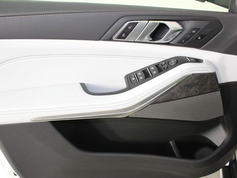 New 2026 BMW X5 xDrive40i w/ Climate Comfort Package image 12