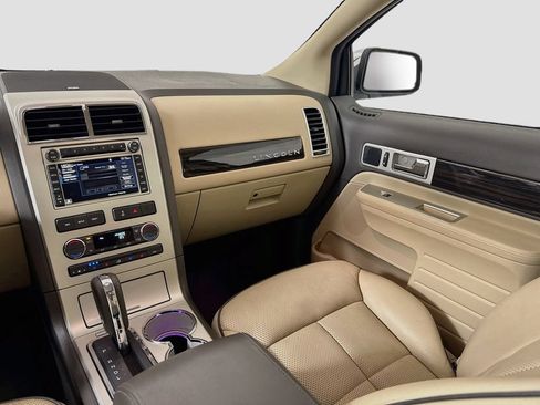 Used 2009 Lincoln MKX AWD image 27