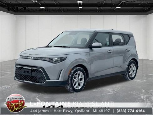 Used 2023 Kia Soul LX w/ Option Group 015 image 1