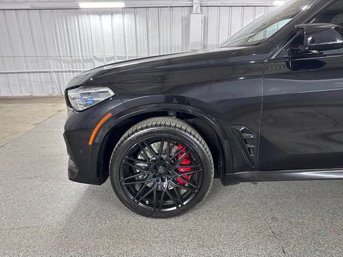Used 2021 BMW X5 M w/ Competition Package AWD/4WD image 16