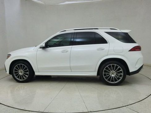 Used 2024 Mercedes-Benz GLE 450e 4MATIC w/ AMG Line Exterior image 69