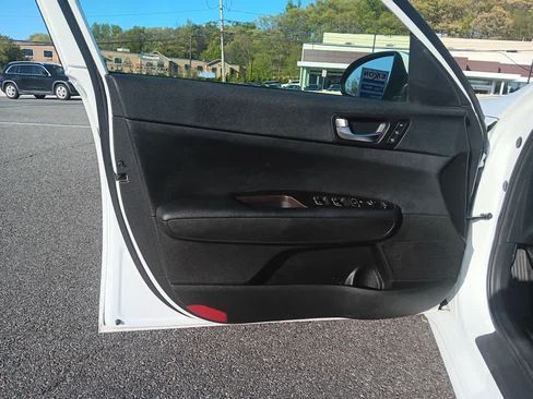 Used 2018 Kia Optima EX w/ Premium Package FWD image 26