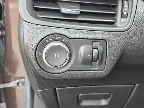 Used 2020 Buick Envision Premium image 22