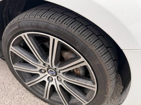 Used 2016 Volvo S60 T5 Premier w/ Climate Package image 10