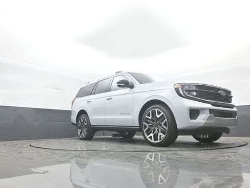 New 2026 Ford Expedition Platinum image 31