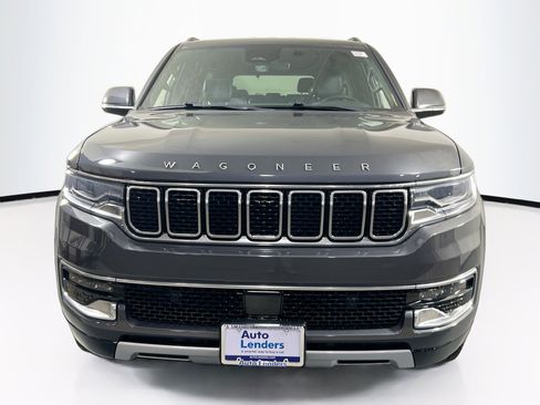 Used 2022 Jeep Wagoneer Series II w/ Flexible Seating Group image 2