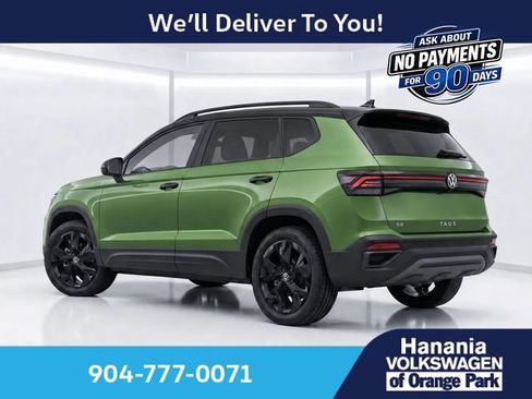 Used 2025 Volkswagen Taos SE FWD image 7