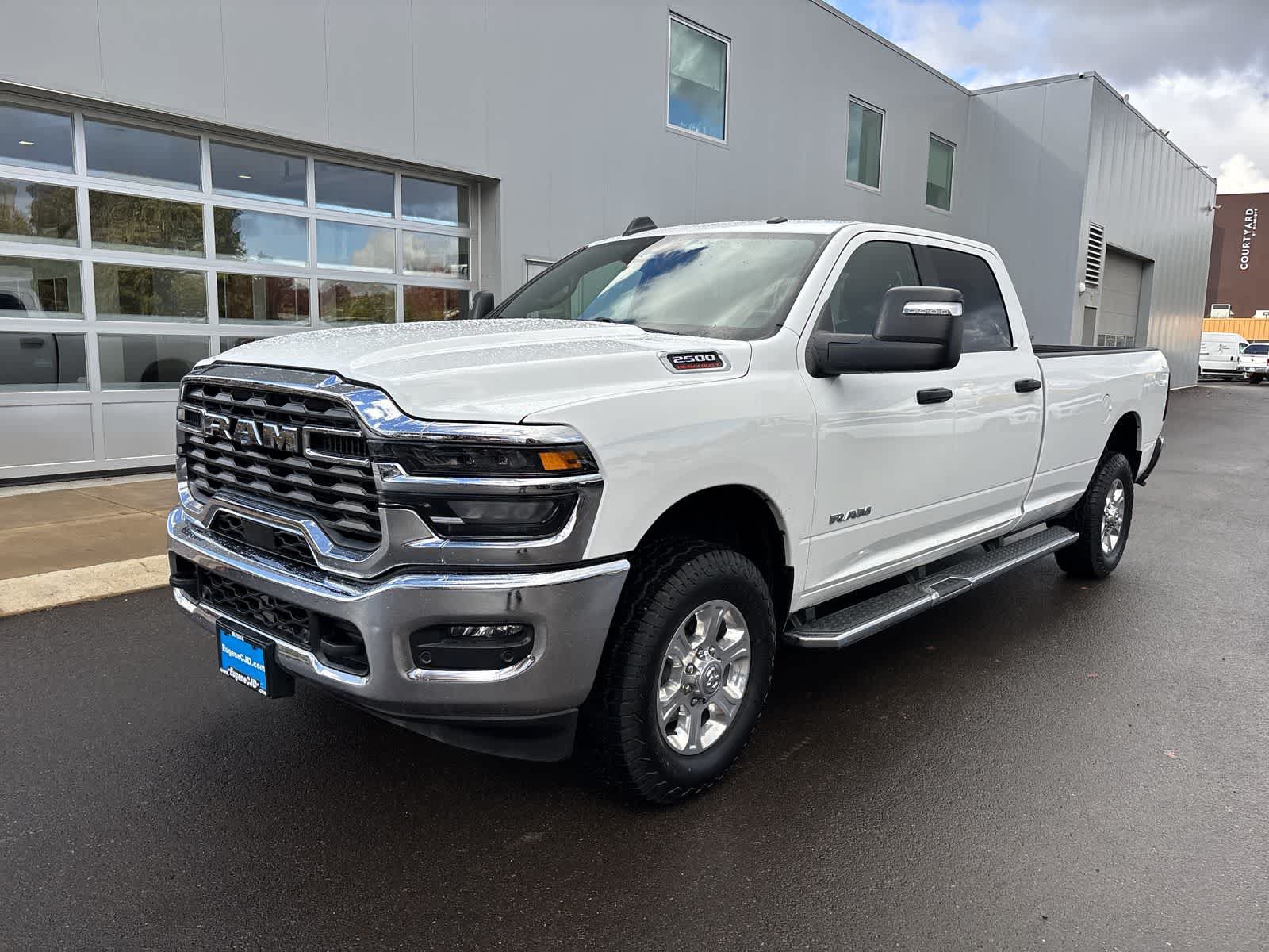 Certified 2026 RAM 2500 Big Horn AWD/4WD image 1