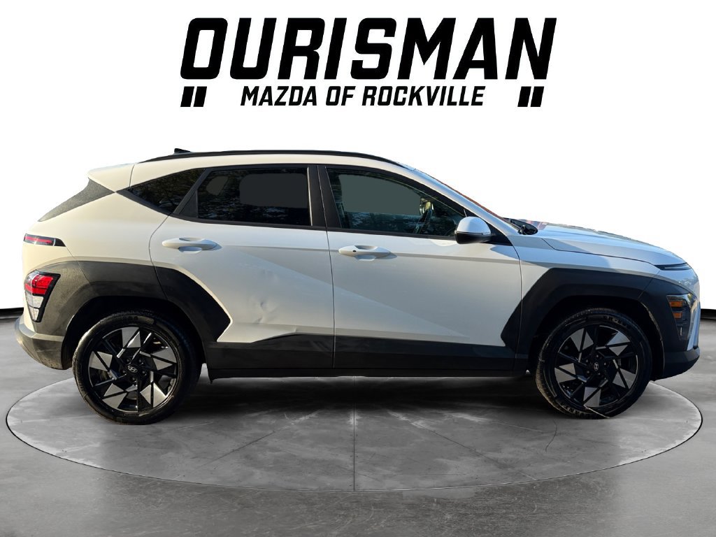 Used 2025 Hyundai Kona SEL FWD image 7