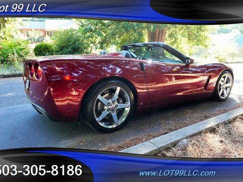 Used 2007 Chevrolet Corvette Convertible w/ Preferred Equipment Group RWD image 9