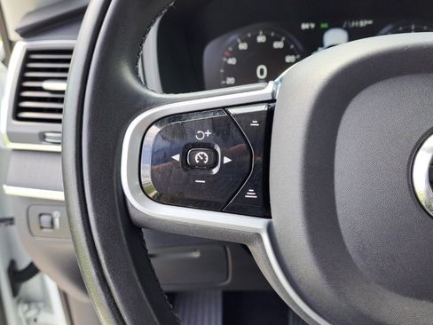 Used 2020 Volvo XC90 T5 Momentum image 19