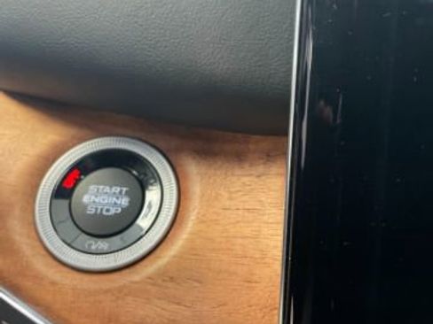 Used 2023 Jeep Grand Cherokee Summit AWD/4WD image 31