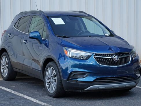 Used 2020 Buick Encore Preferred w/ Safety Package FWD image 49