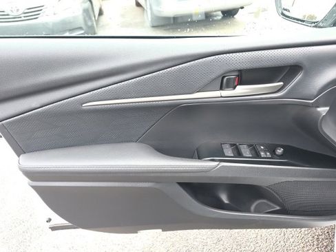 Used 2025 Toyota Camry XSE image 14