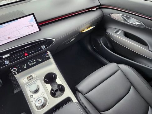 New 2026 Genesis GV70 2.5T Select image 15