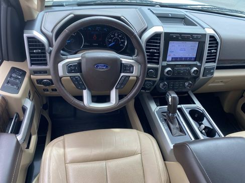 Used 2020 Ford F150 Lariat w/ Equipment Group 502A Luxury AWD/4WD image 15
