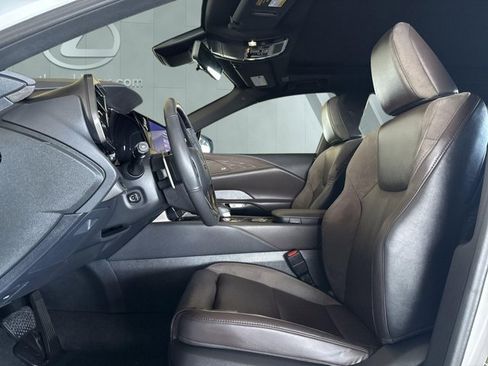 Certified 2023 Lexus RX 350 RX 350 Luxury w/ Cold Area Package image 9