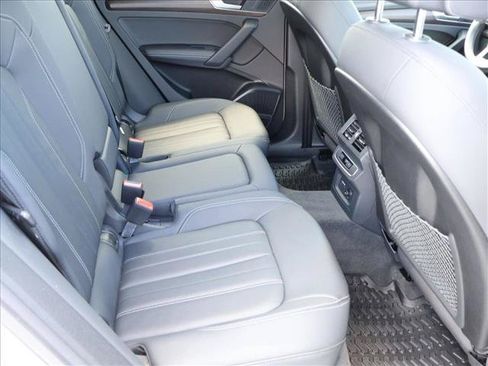 Used 2022 Audi Q5 2.0T Premium Plus AWD/4WD image 27