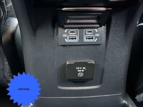 Used 2022 Jeep Wrangler Unlimited Sahara image 6