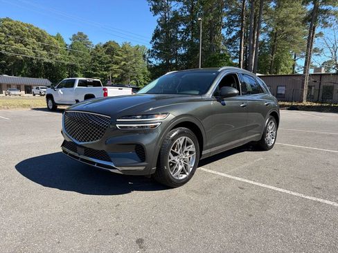 Used 2025 Genesis GV70 2.5T AWD/4WD image 2