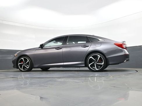 Used 2018 Honda Accord Sport image 33