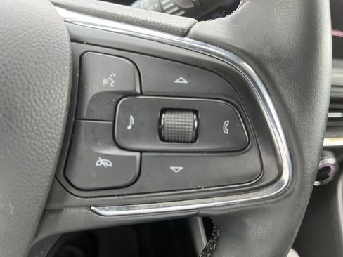 Used 2025 Buick Encore GX Sport Touring w/ Comfort Package AWD/4WD image 18