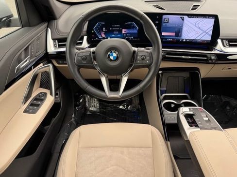 Used 2024 BMW X1 xDrive28i w/ Convenience Package AWD/4WD image 11