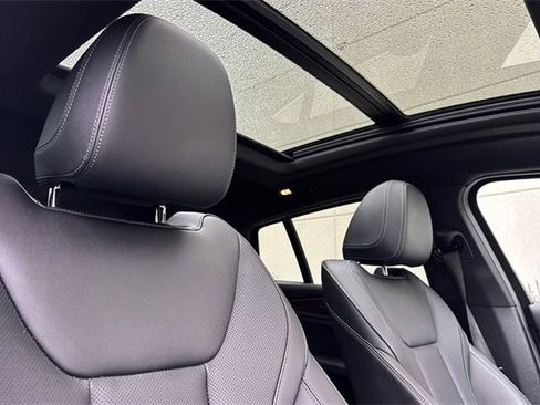 Used 2022 BMW X4 xDrive30i w/ Convenience Package image 19