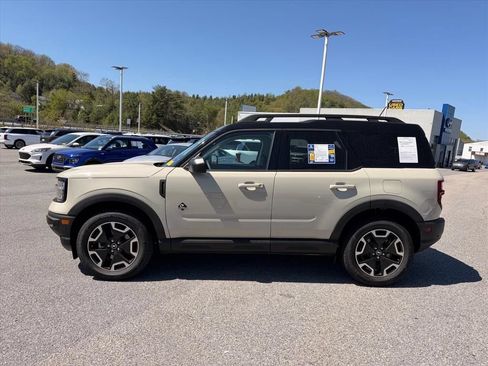 Used 2024 Ford Bronco Sport Outer Banks w/ Tech Package AWD/4WD image 4