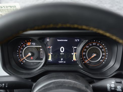 Used 2024 Jeep Wrangler Unlimited Sport AWD/4WD image 16