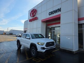 Used 2022 Toyota Tacoma TRD Off-Road video 1