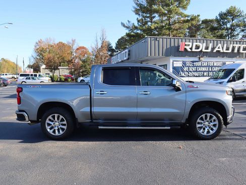Used 2019 Chevrolet Silverado 1500 LTZ w/ LTZ Plus Package image 13