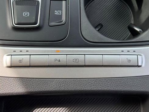 Used 2026 Kia Carnival LXS image 19