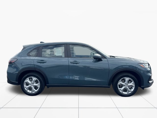 Used 2025 Honda HR-V LX image 7