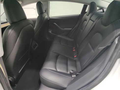 Used 2020 Tesla Model 3 Long Range image 33
