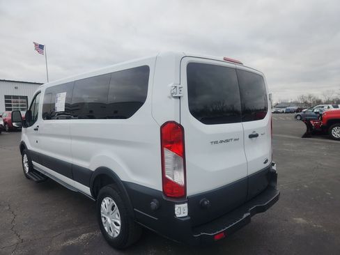 Used 2015 Ford Transit 350 XLT image 4